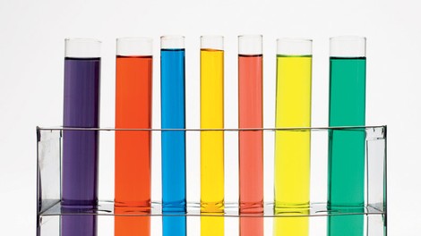 Alkimija v biologiji: Iz matičnih v nove celice in obratno!