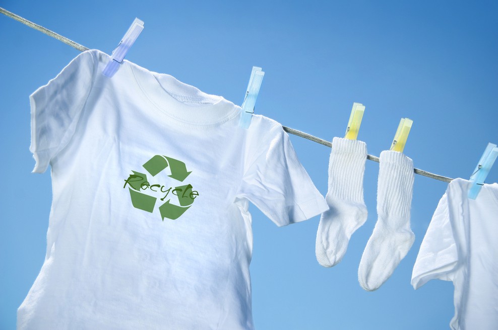 Družbena izmenjava oblačil Zamenjajmo žur v Menzi pri koritu (foto: shutterstock)