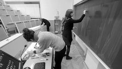 Video: Filozofsko fakulteto zasedli 'okupatorji' gibanja 15o in Mi smo univerza!