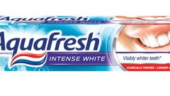 Aquafresh Intense white