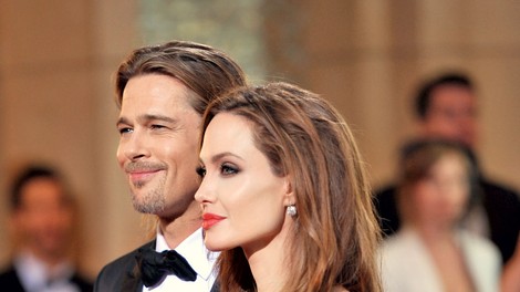 Jolie & Pitt: Zaradi bolezni še ne bo poroke