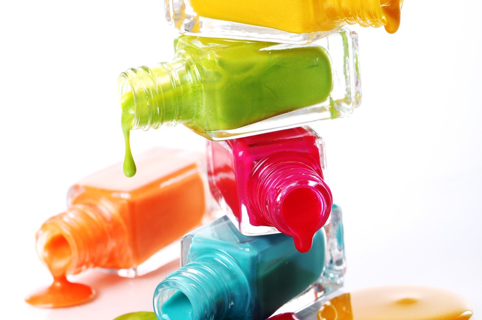 Test lakov za nohte: Niso obstojni, se pa svetijo! (foto: shutterstock)