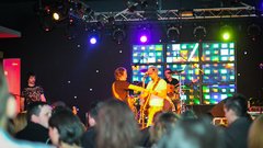 Koncert legendarne Crvene jabuke v slikah!