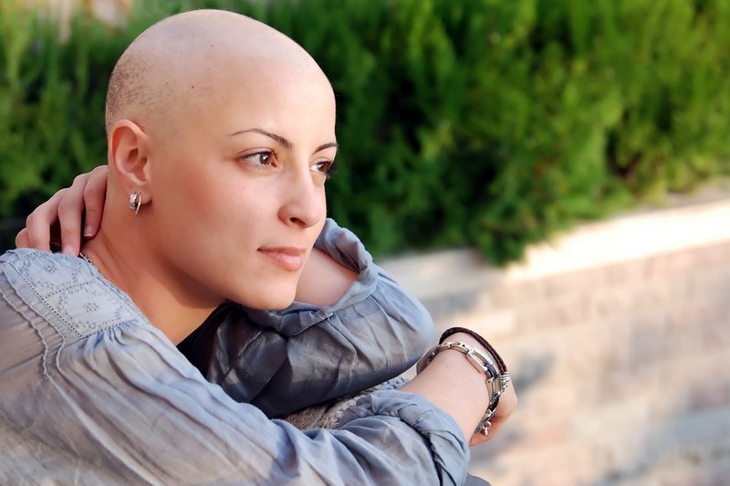Diagnoza rak ni več nujno smrtna obsodba. (foto: shutterstock)
