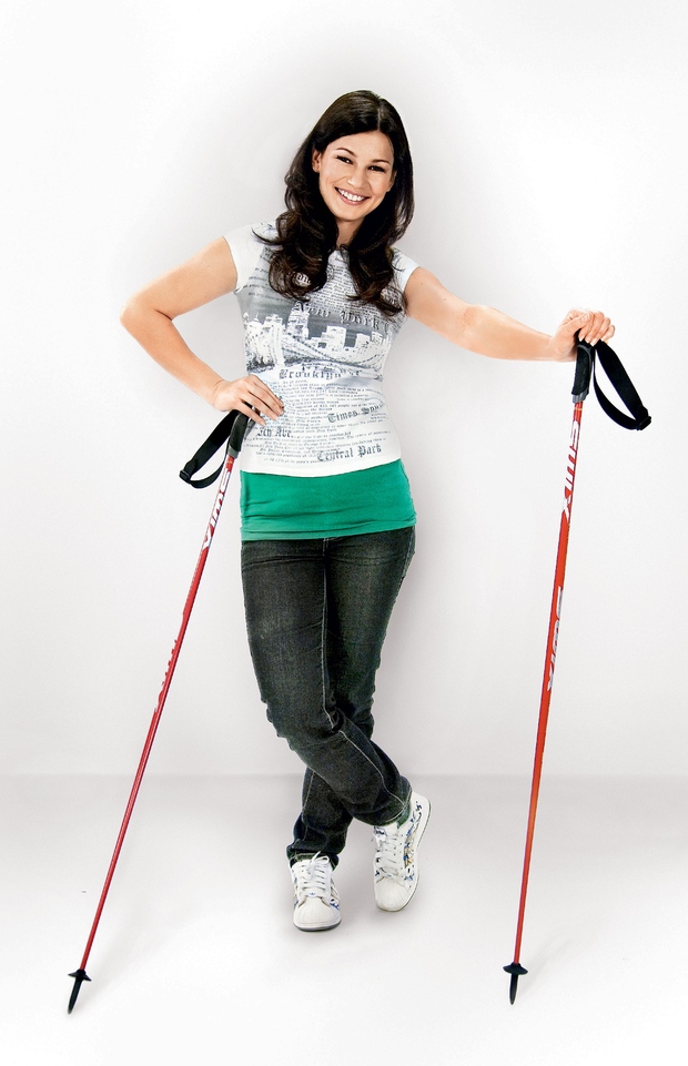 Se še spomniš bivše alpske smučarke in komentatorke Ane Kobal? Za Slovenijo je leta 2006 nastopila na Zimskih olimpijskih igrah …