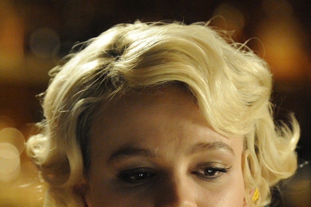 Carey v vlogi Sissy v filmu Sramota.
