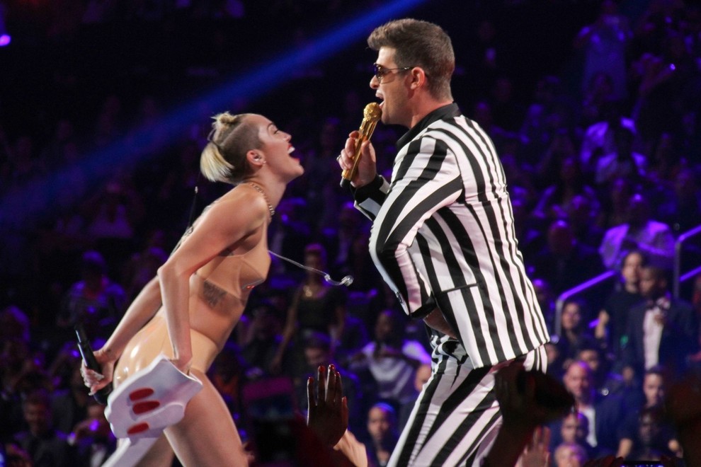 Miley Cyrus je bila na VMA 2013 zelo zelo vroča