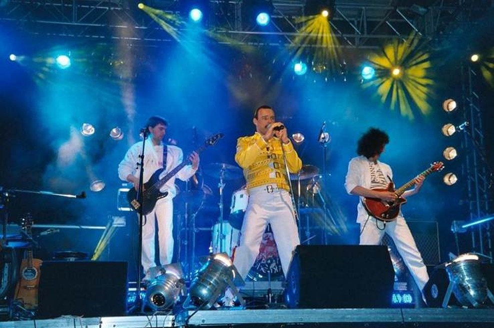 Queen tribute - The Bohemians v Cvetličarni (foto: Queen tribute)