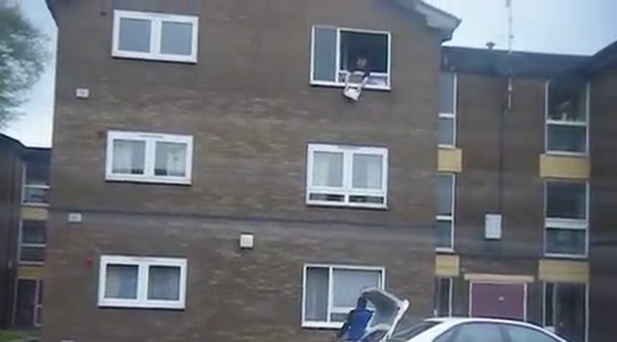 Lenoba ali praktičnost? (foto: YouTube)