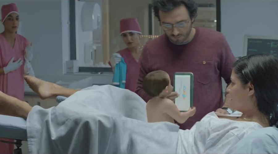Otrok, rojen za internet (foto: MTS India)