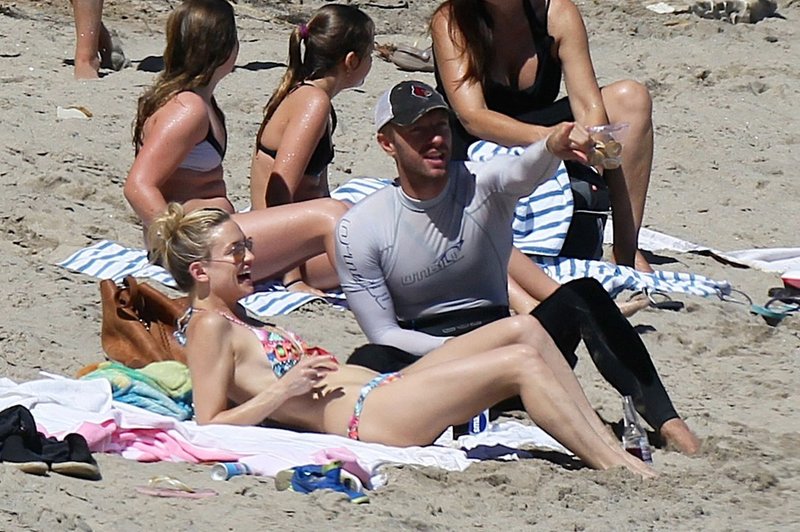 Kate Hudson in Chris Martin: So paparaci ujeli nov zvezdniški parček? (foto: Profimedia)