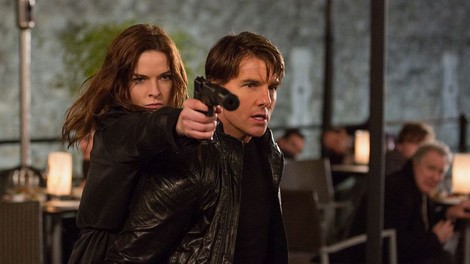 Tom Cruise se vrača v ikonski vlogi neustrašnega agenta Hunta