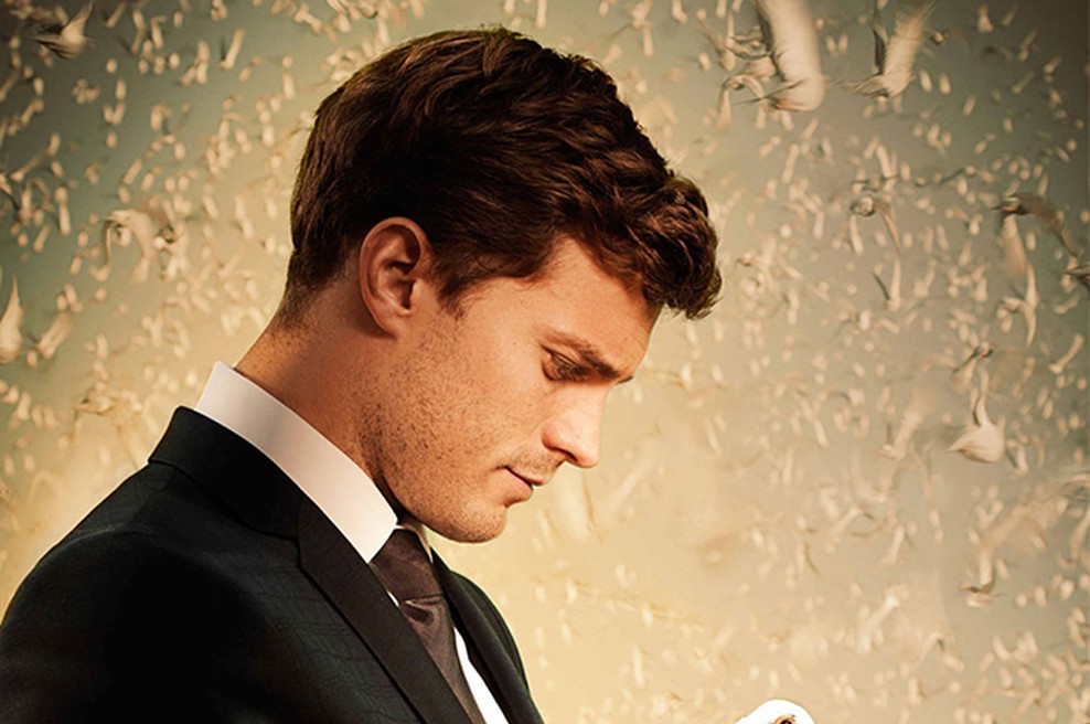 Jamie Dornan v filmu Let domov spet v vlogi bogatega poslovneža (foto: Karantanija Cinemas)