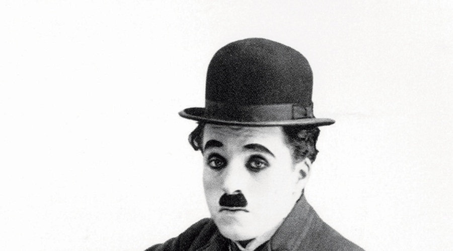 Charlie Chaplin: Oče ga je zapustil, mami se je zmešalo (foto: Profimedia)