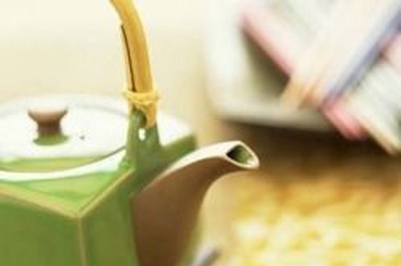 Že razmišljate, da bi jutranjo kavico zamenjali za zeleni čaj? (foto: Splet)