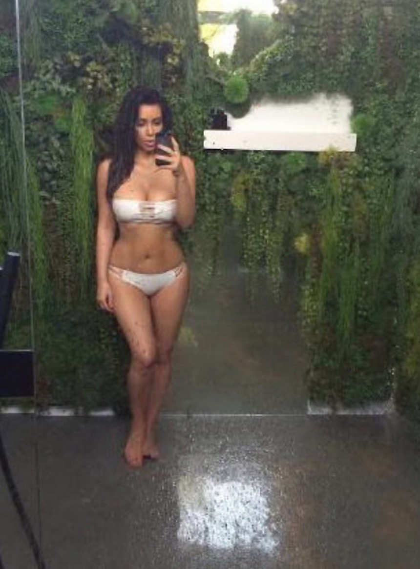 Kim Kardashian, 22. april 2015