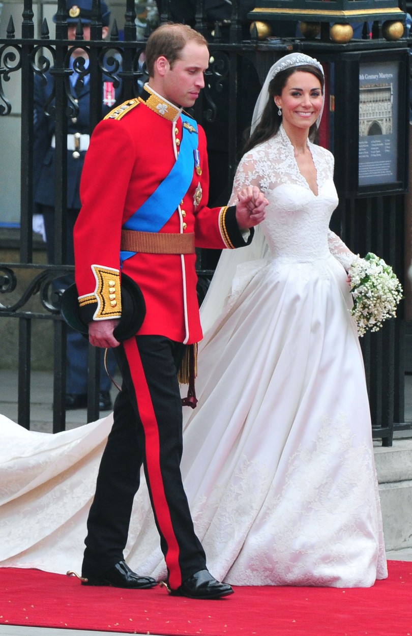 30 najlepših videzov Kate Middleton