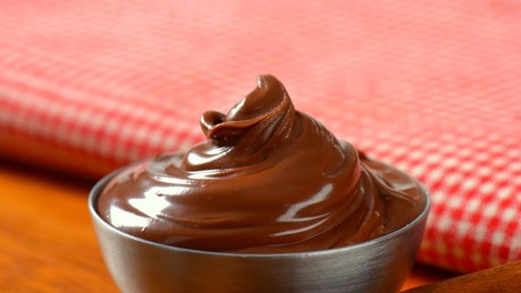 Zadetek v polno: Pripravi domačo nutelo!