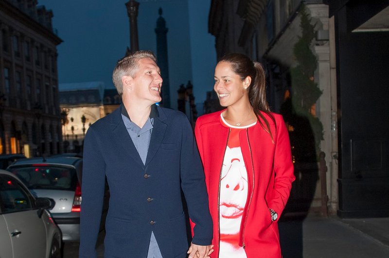 Ana Ivanović in Bastian Schweinsteiger trenutno nedvomno spadata med najbolj vroče športne pare na svetu. (foto: Profimedia)