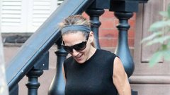Sarah Jessica Parker v novem oglasu močno fotošopirana  