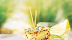 2. Bučkina tortilja, pikantno začinjena, polna arome. RECEPT: http://www.lisa.si/recepti/buckina-tortilja/