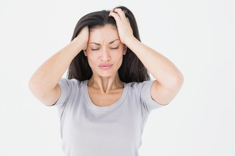 Migrena je najpogostejša pri ženskah, starih med 30 in 50 let. Muči tudi tebe? (foto: Profimedia)