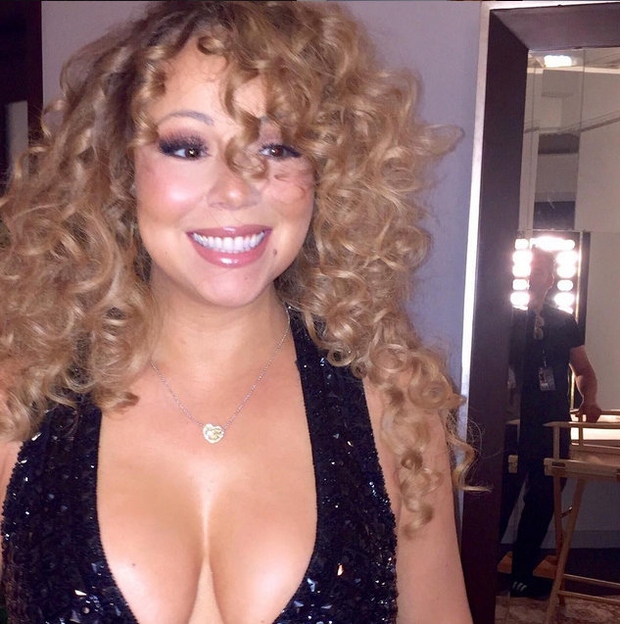 Mariah se je z verižico pohvalila na Instagramu takoj, ko jo je prejela