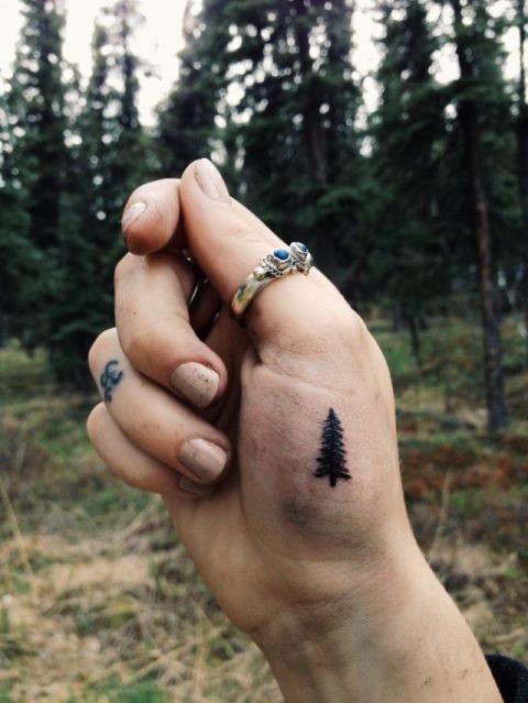 20 majhnih tatujev, ki bodo všeč še tvoji mami