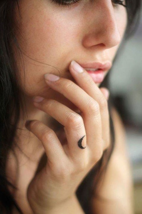 20 majhnih tatujev, ki bodo všeč še tvoji mami