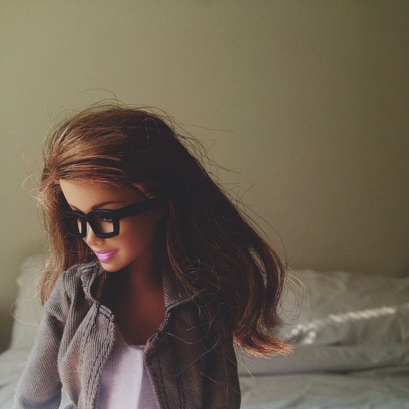 Socality Barbie, kakor se imenuje njen Instagram profil, ima vse, kar mora imeti prava Instagram zvezda. Popoln stil, redne kavice, …