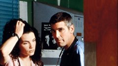 V seriji ji je družbo delal postavni George Clooney.