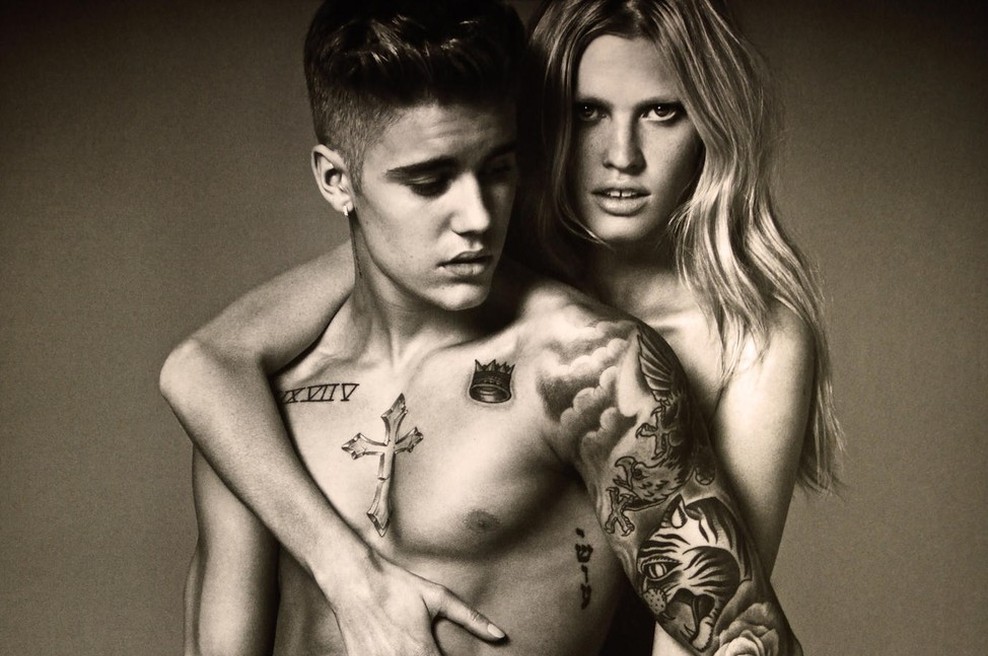 Justin Bieber dekleta menjava kot spodnjice (foto: Profimedia)