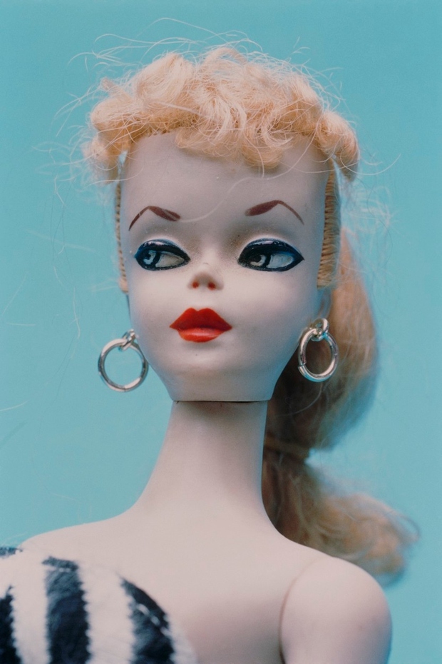 Prvo barbiko so izdelali leta 1959, podjetje je pred tem izdelovalo pohištvo za lutke.