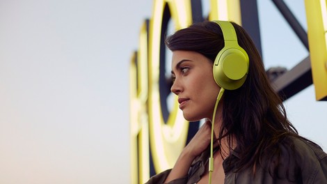 NAGRADNO: Pokaži svoj stil in osvoji trendi slušalke Sony!