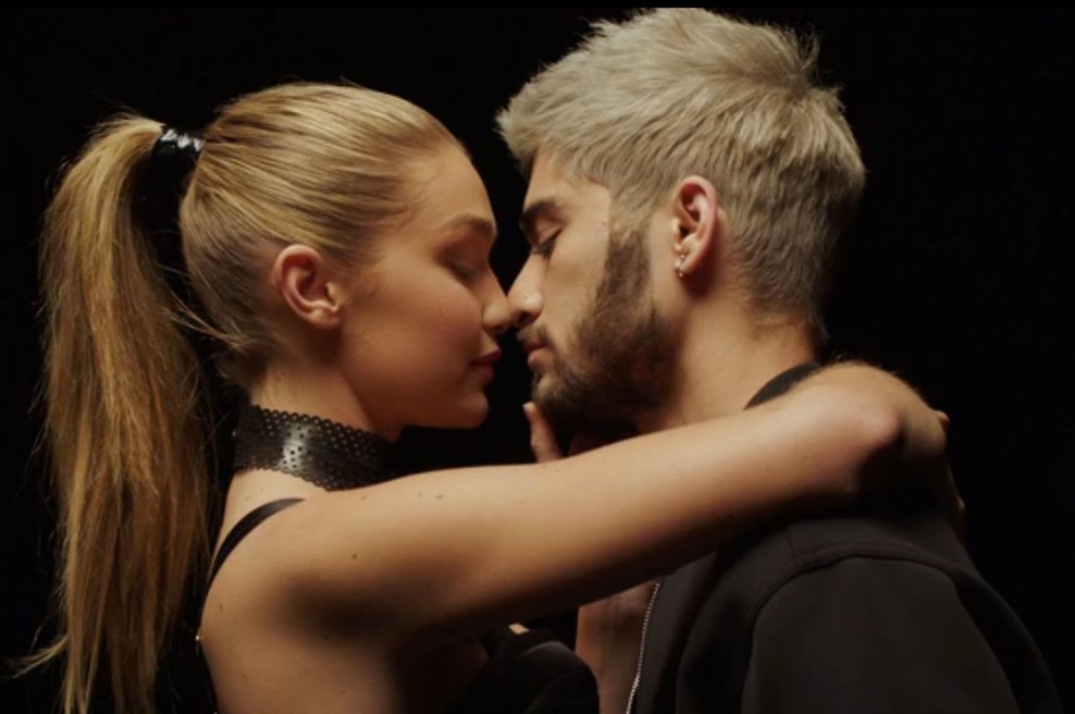 Uau! Zayn Malik in Gigi Hadid skupaj v videospotu (foto: Profimedia)