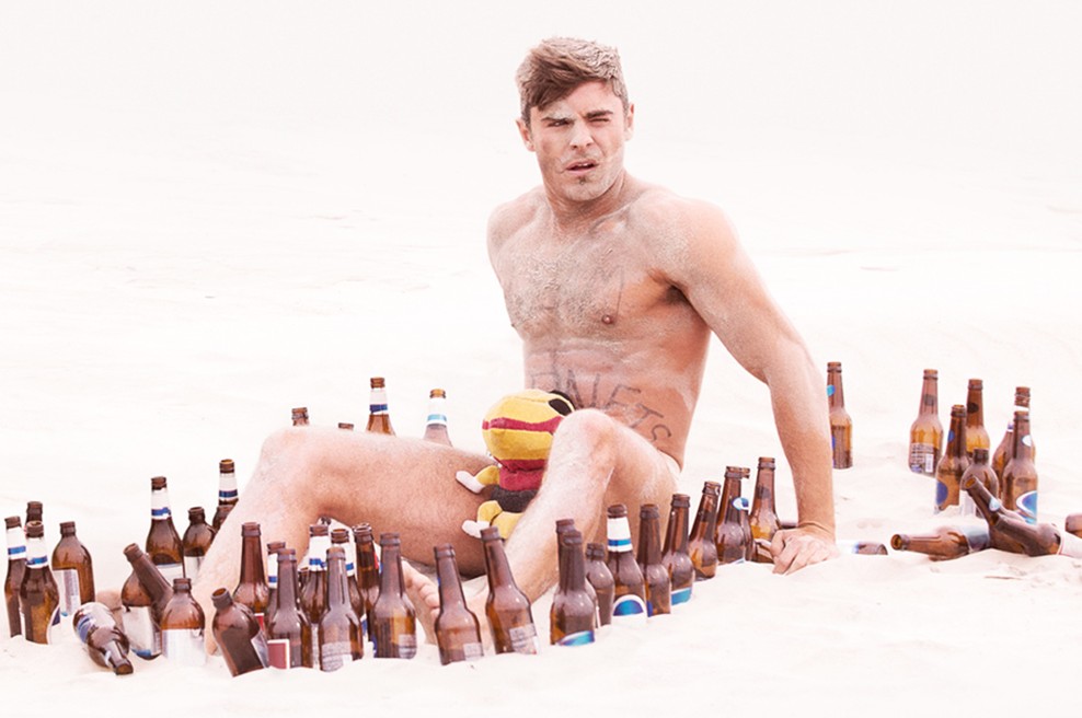 Seksi Zac Efron navdušuje z vlogo v filmu Dirty Grandpa. (foto: promocijsko gradivo/Blitz)