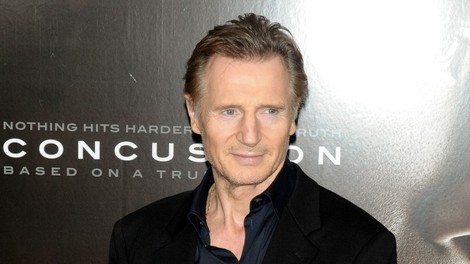 Nihče ne more ugotoviti, kdo je 'neverjetno slavna' ženska, ki jo ljubi Liam Neeson