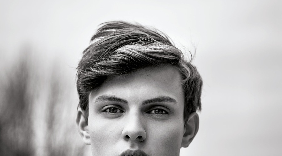 Lan Klemenc, sin Zvezdane Mlakar, zakorakal v modni svet (foto: Voom Model management)