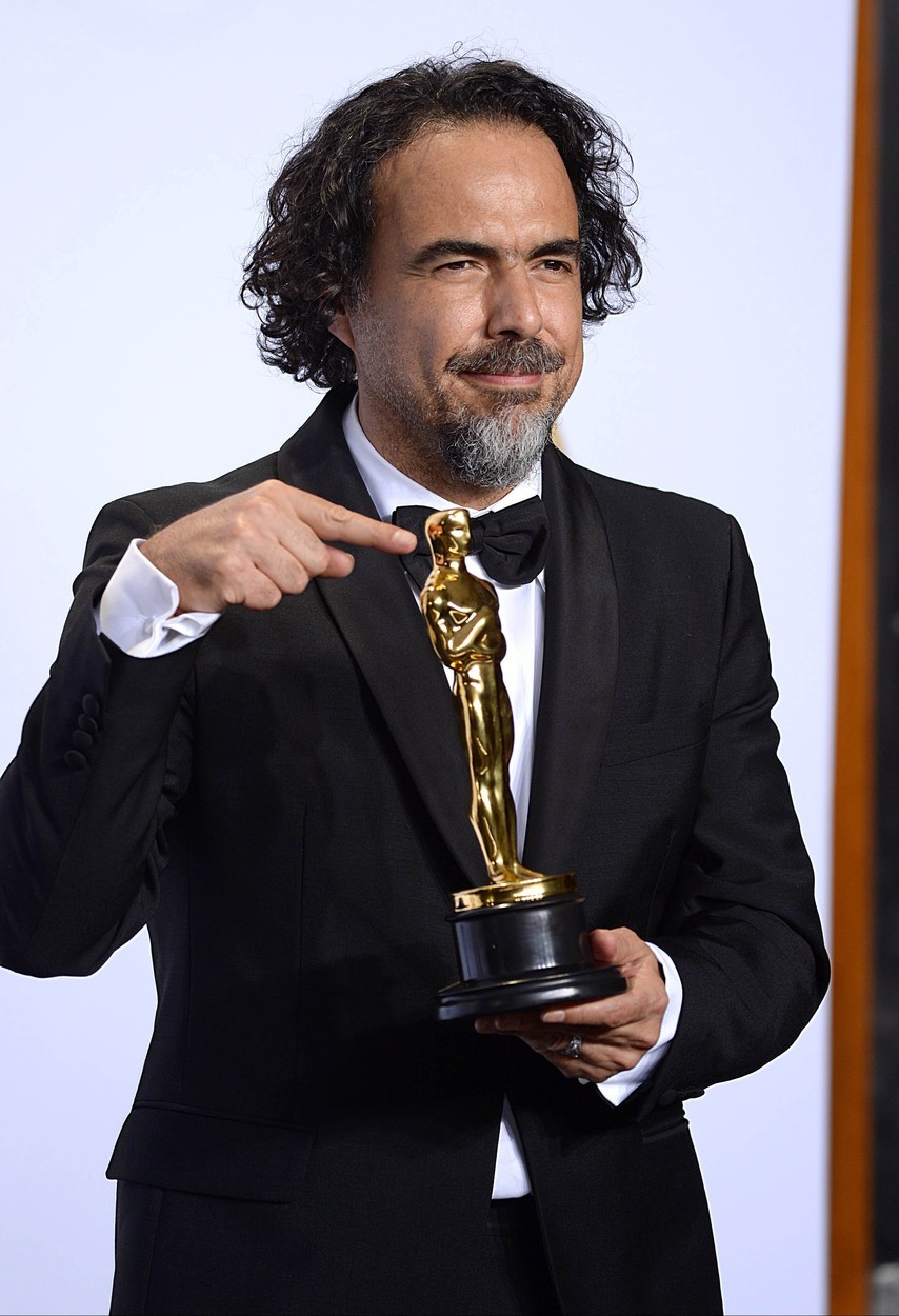 Alejandro González Iñárritu (Povratnik) za najboljšo žirijo. Film Povratnik je prejel tudi oskarja za najboljšo fotografijo.