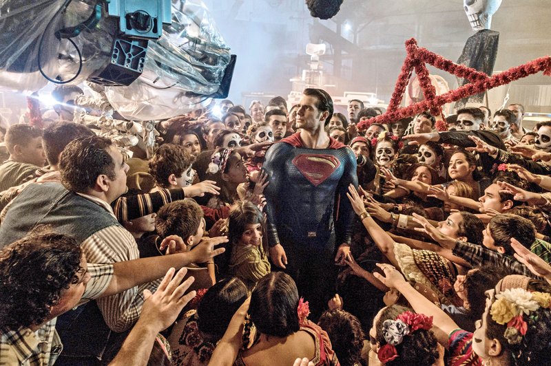 Moraš spoznati fanta, ki se 'skriva' za kostumom Supermana (foto: Profimedia)