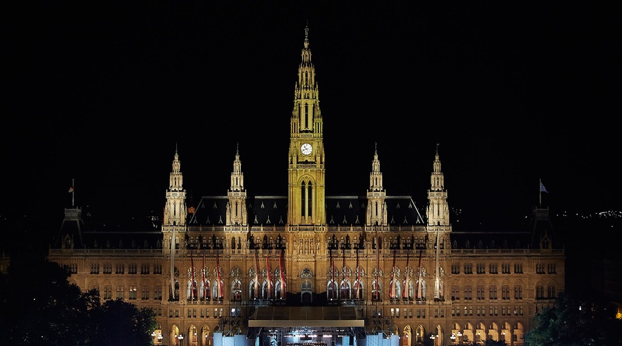 Otvoritev na trgu pred mestno hišo (foto: Mike Ranz)