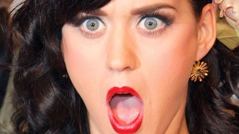 FOTO: Šok za Katy Perry? Orlando in Selena ujeta med mečkanjem!