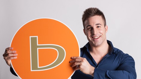 FOTO: Vau! Poglej, kako je barovec Rene videti danes