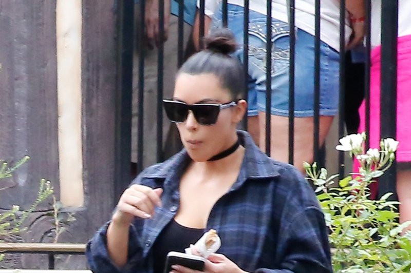 Koliko kilogramov ima Kim Kardashian?!? (foto: Profimedia)