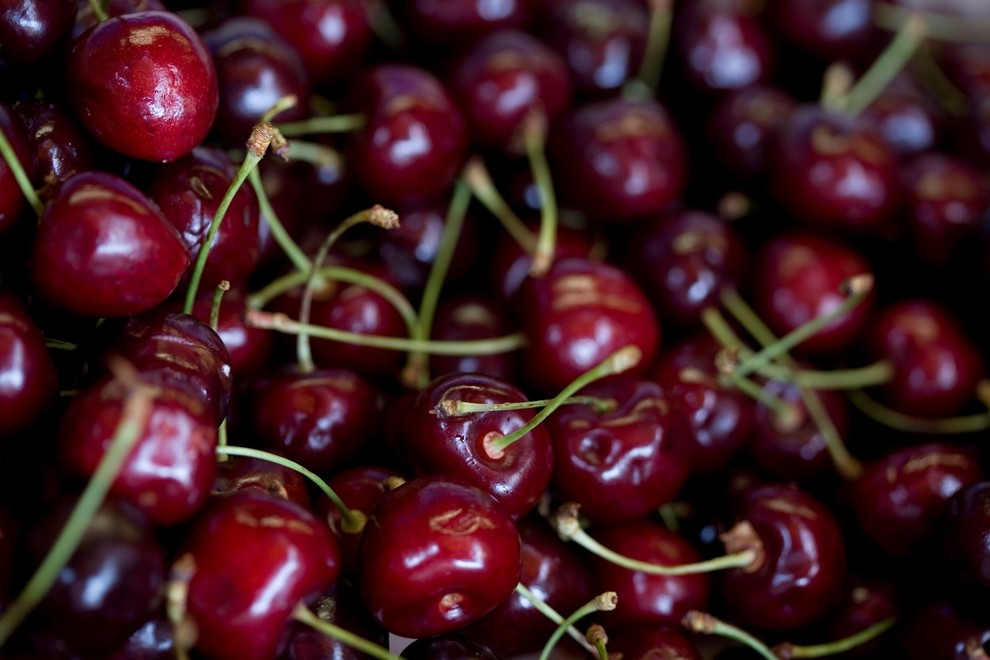 6. Češnje
