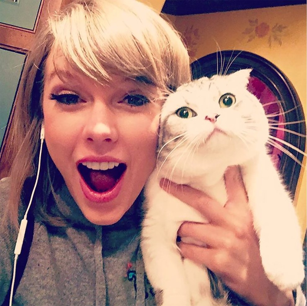 FOTO: Mala Lilly poustvarila kultne fotke Taylor Swift