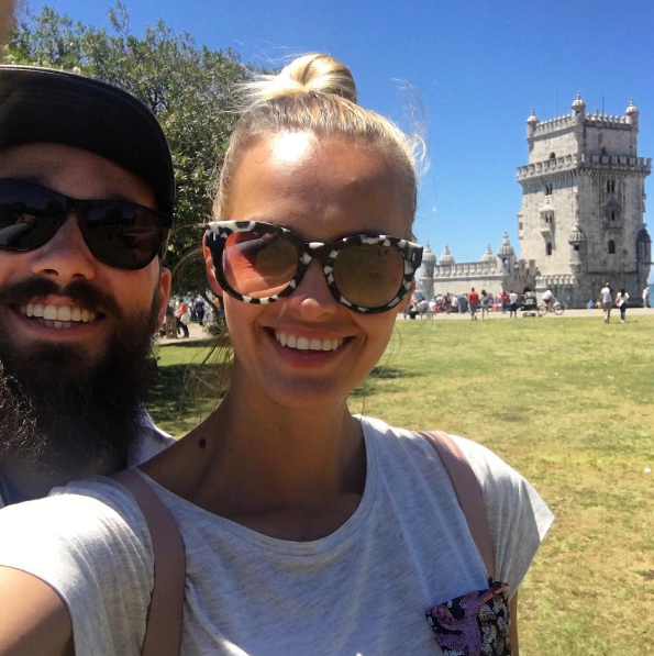 Tjaša Kokalj, manekenka, voditeljica in blogerka, ki se je lani poročila, je na Instagramu presenetila z novo barvo las. Poglej, …
