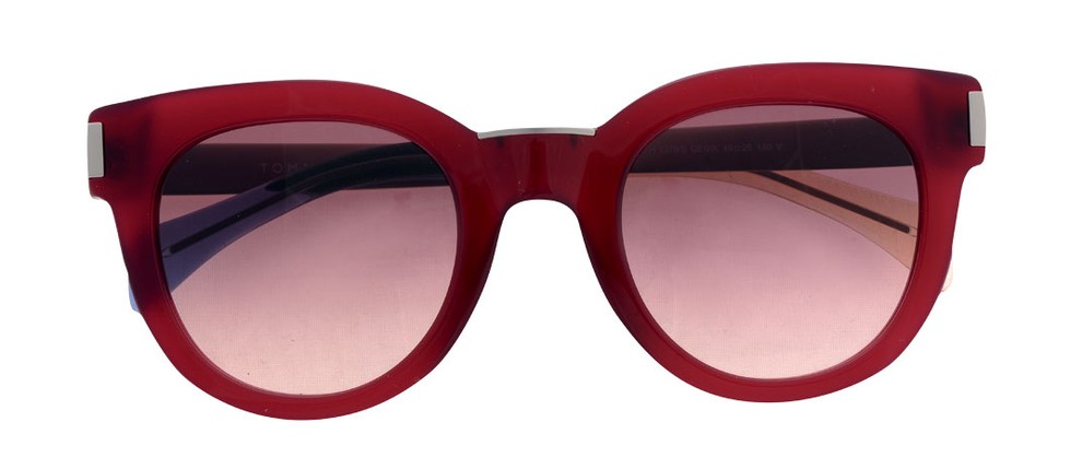 Tommy Hilfiger (155 €)