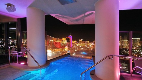 FOTO: Uau! Tako so videti pregrešno luksuzne hotelske suite v Las Vegasu