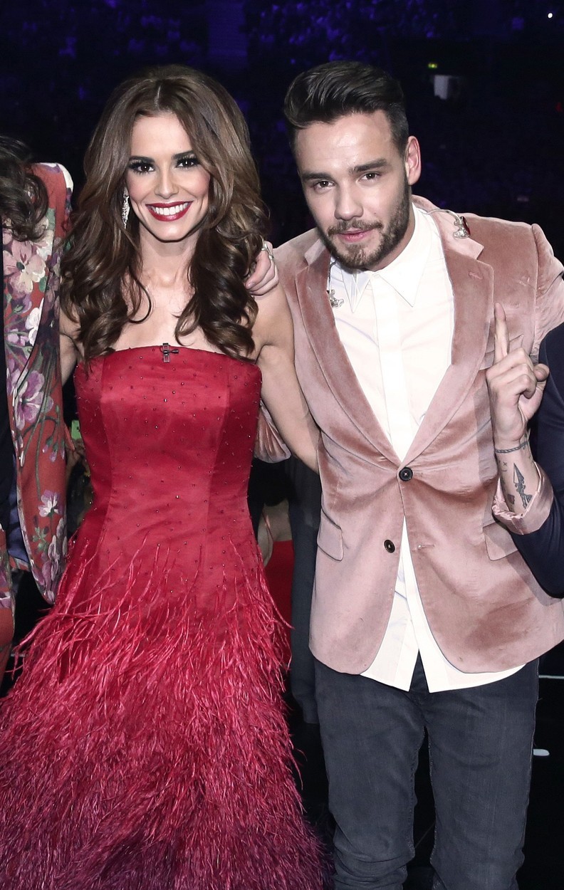 Angleška pevka, plesalka in televizijska voditeljica Cheryl Ann Fernandez-Versini (33 let) in njen rojak ter glasbeni kolega Liam Payne (22 …